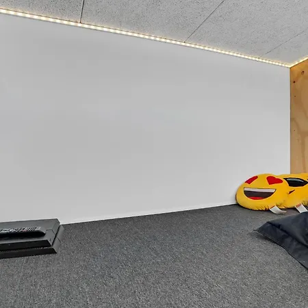 3 Bedroom In *